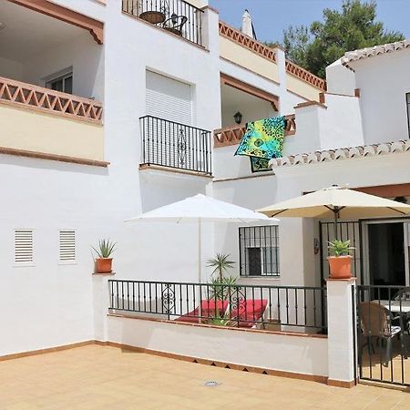 Casa Kasander, Two Bedroom Appartment Near Beach With Pool Nerja Bagian luar foto