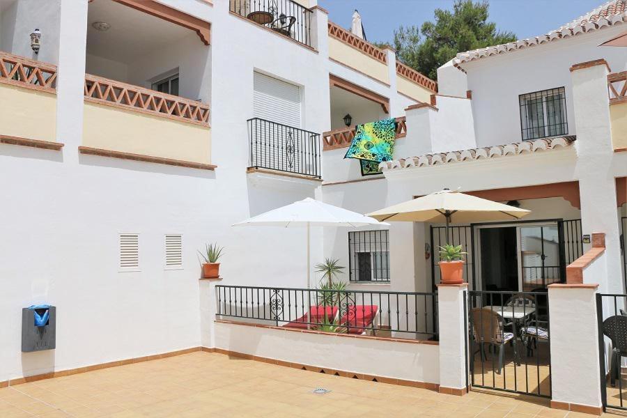 Casa Kasander, Two Bedroom Appartment Near Beach With Pool Nerja Bagian luar foto